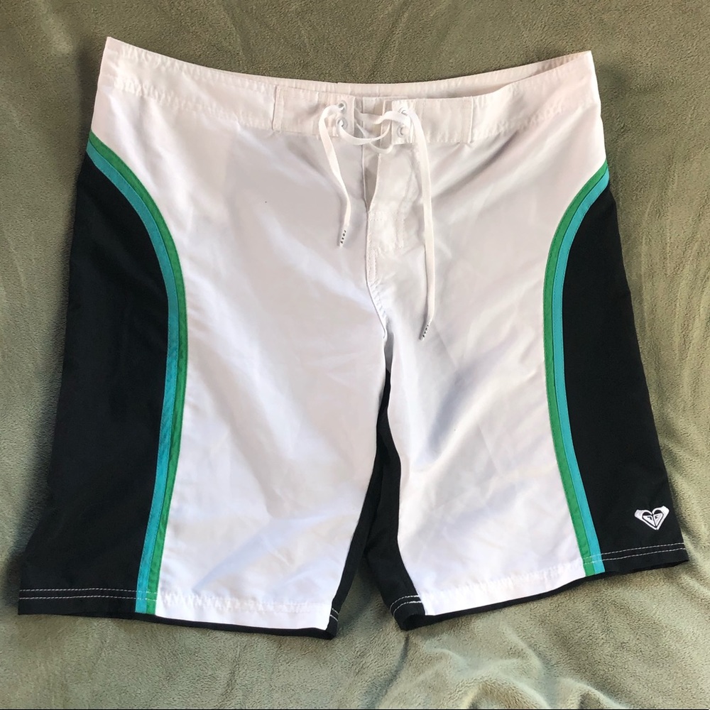 Roxy Women’s Board Shorts (Size 13)
